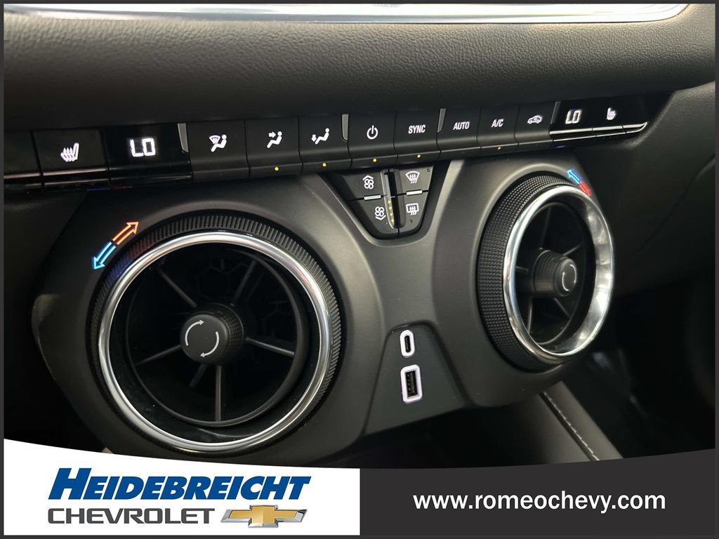 Used 2024 Chevrolet Blazer LT AWD/4WD image 22