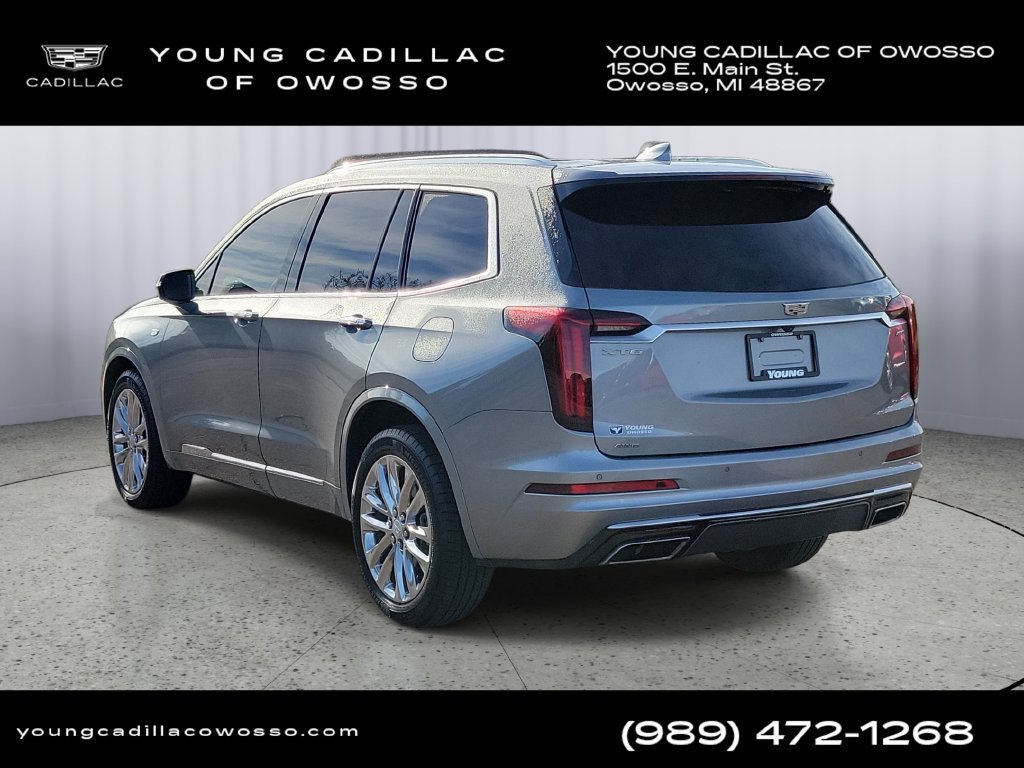 Used 2025 Cadillac XT6 Premium Luxury w/ LPO, Floor Liner Package AWD/4WD image 4