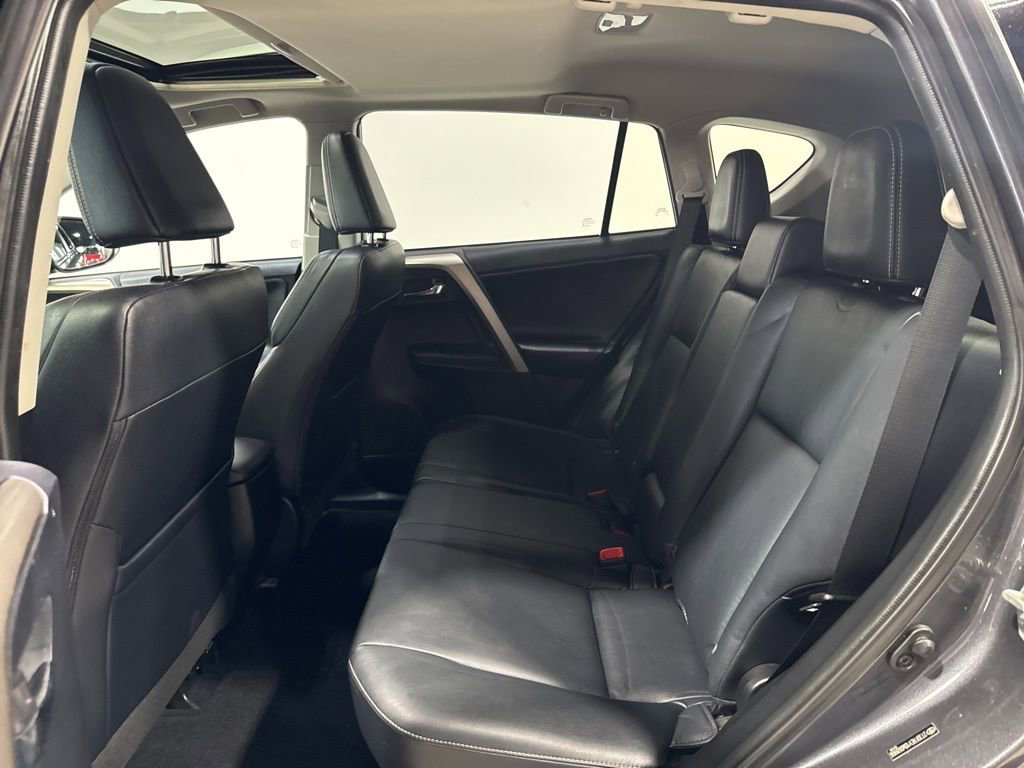Used 2013 Toyota RAV4 Limited image 33