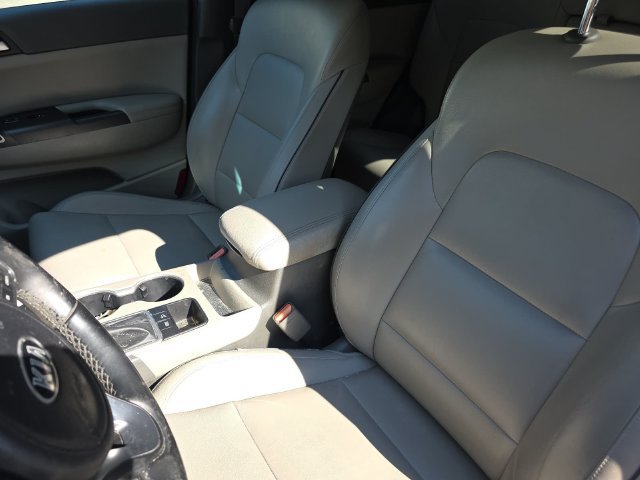 Used 2017 Kia Sportage EX w/ EX Premium Package FWD image 13