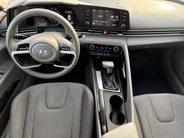 Used 2021 Hyundai Elantra SEL FWD image 9