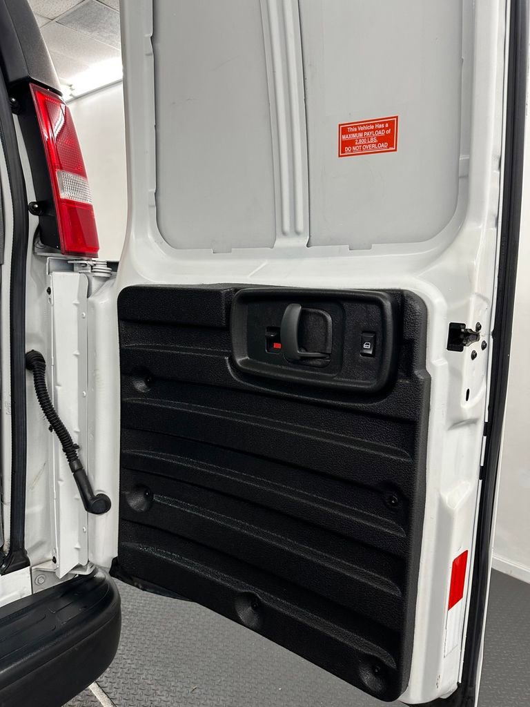 Used 2020 Chevrolet Express 2500 image 24