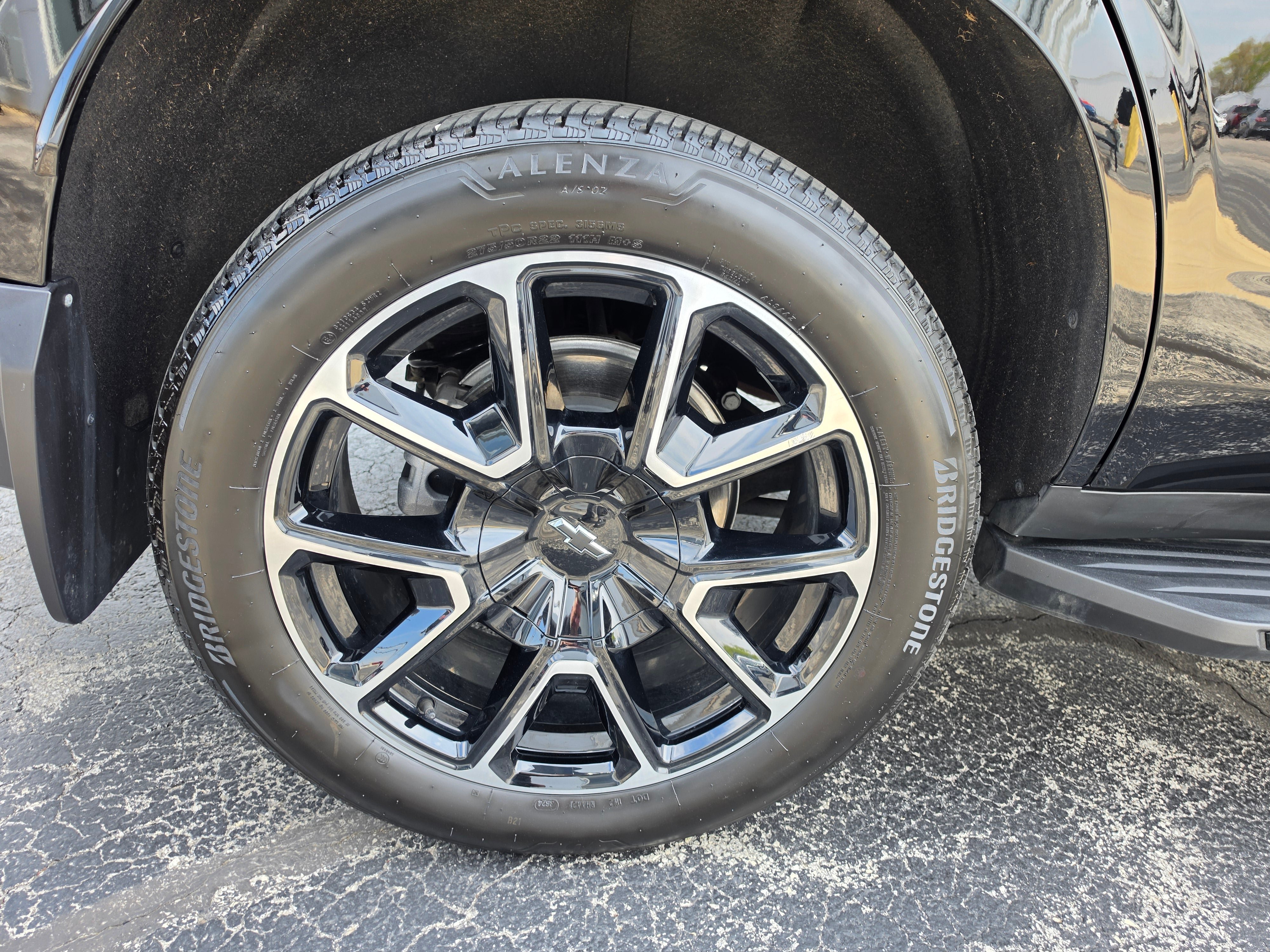 Used 2024 Chevrolet Tahoe RST w/ Luxury Package AWD/4WD image 15