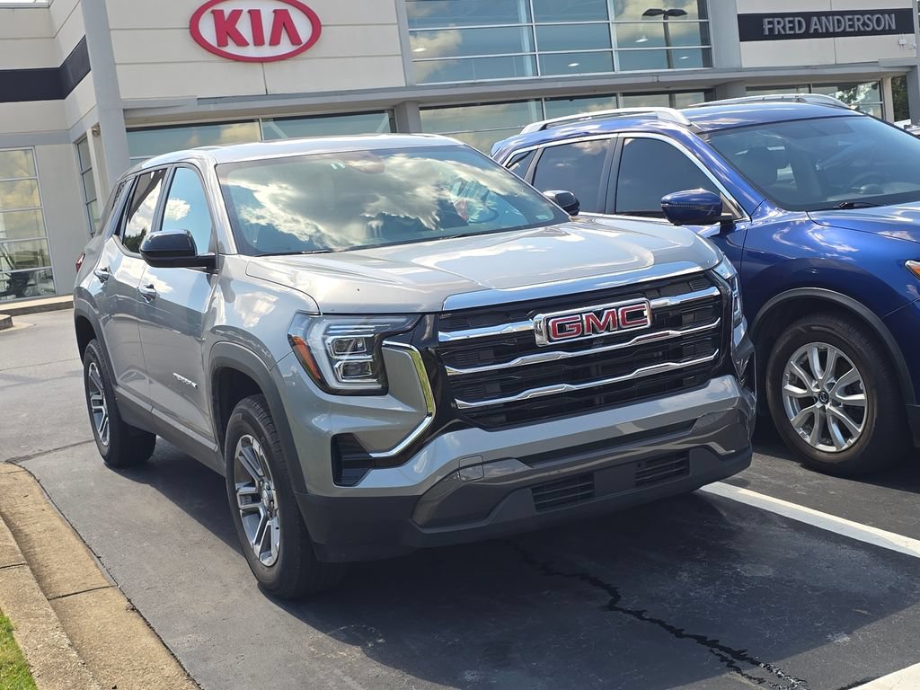 Used 2026 GMC Terrain Elevation FWD image 1