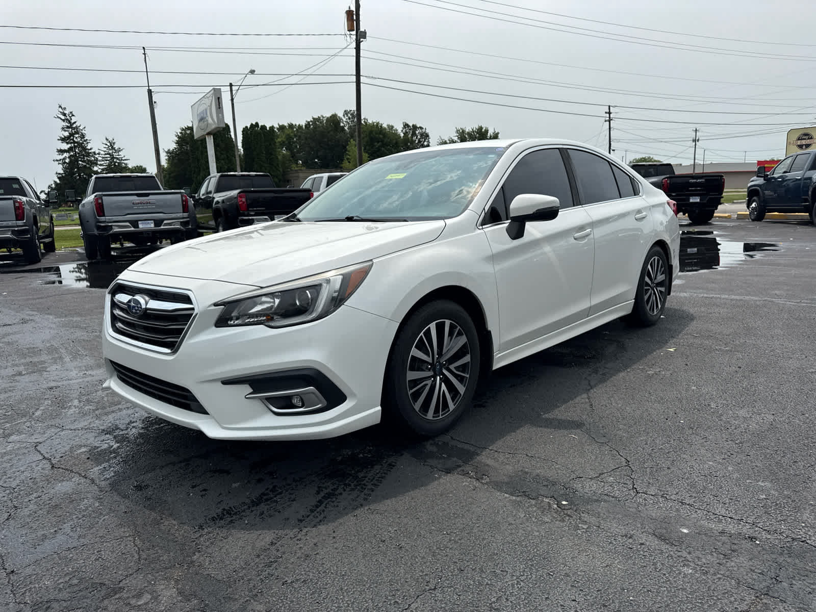 Used 2019 Subaru Legacy 2.5i Premium AWD/4WD image 1