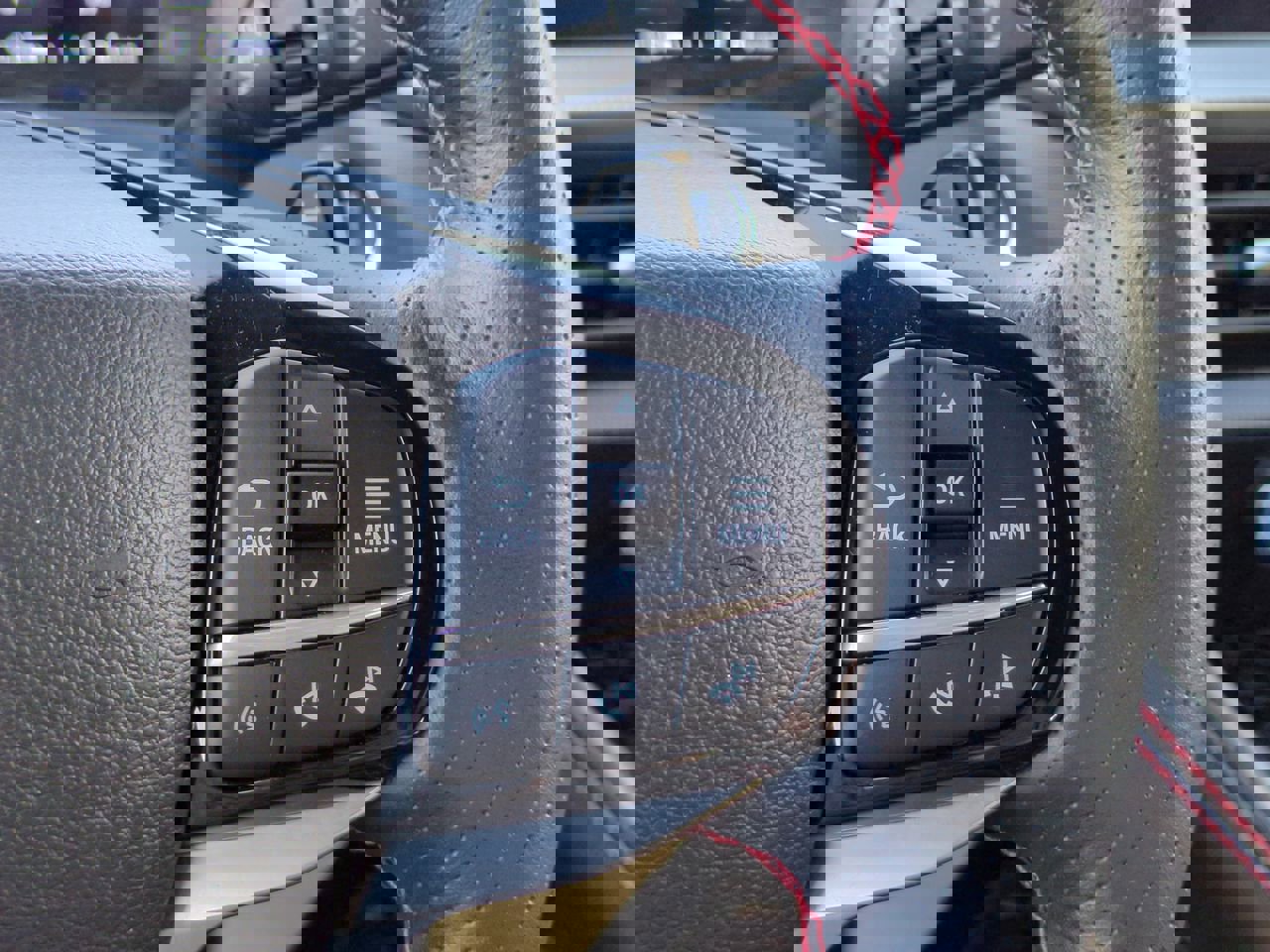 Used 2025 Ford Explorer ST image 26