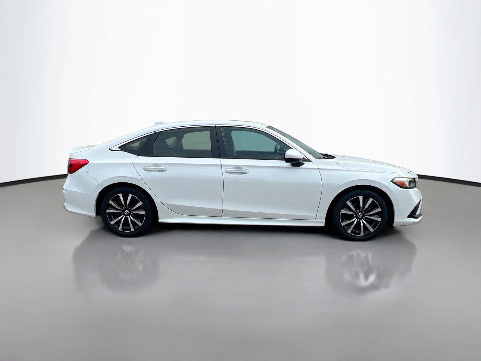 Certified 2022 Honda Civic EX image 18