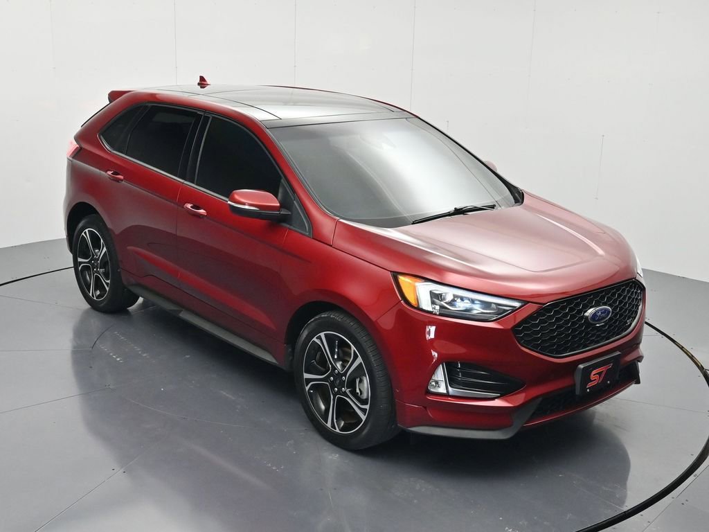 Certified 2019 Ford Edge ST w/ Equipment Group 401A AWD/4WD image 32