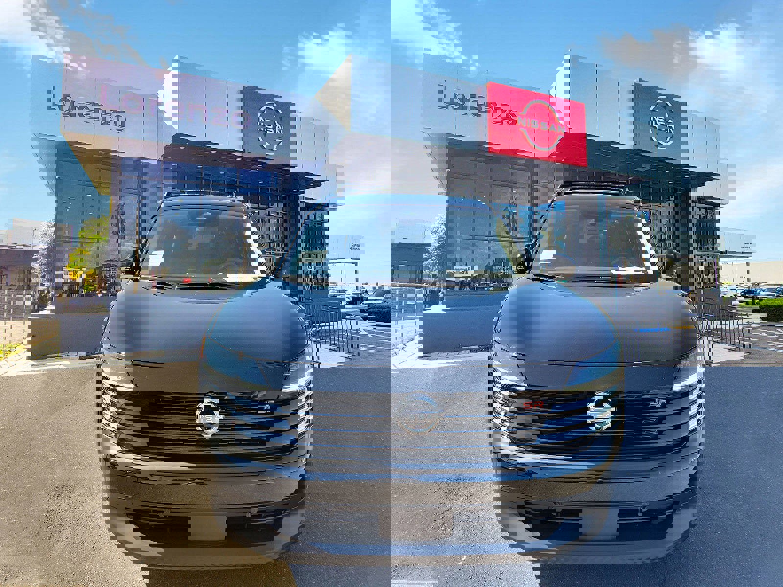 New 2026 Nissan Kicks SR image 2