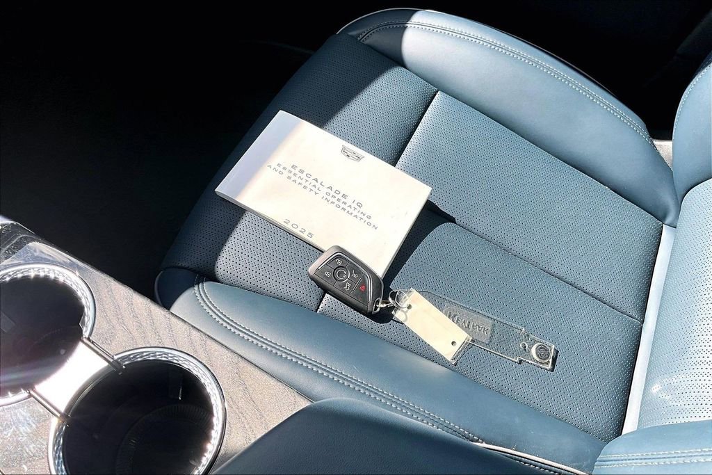 Certified 2025 Cadillac Escalade IQ Sport 2 image 35