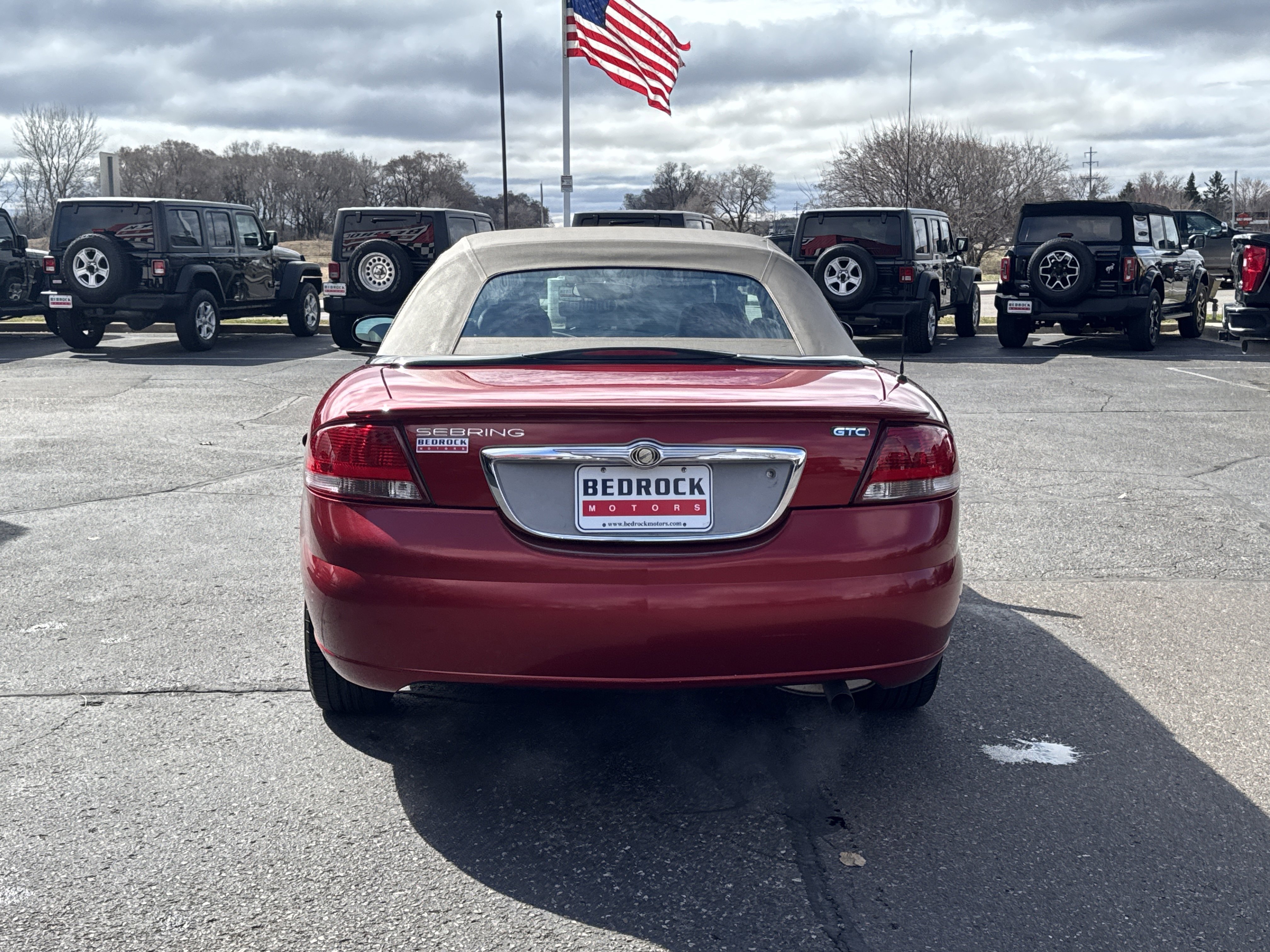 Used 2003 Chrysler Sebring GTC image 13