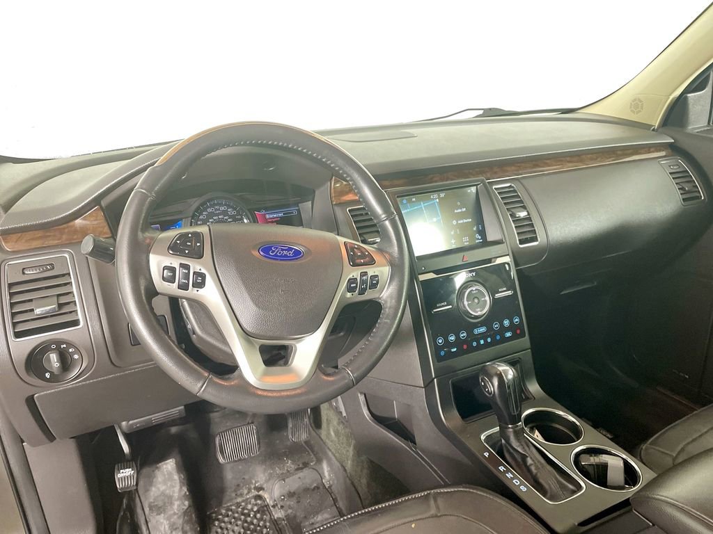 Used 2018 Ford Flex Limited image 25