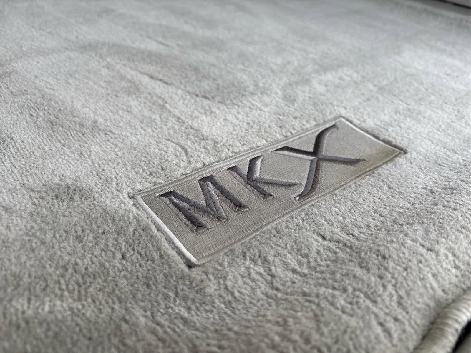 Used 2011 Lincoln MKX AWD w/ 101A Rapid Spec Order Code image 58