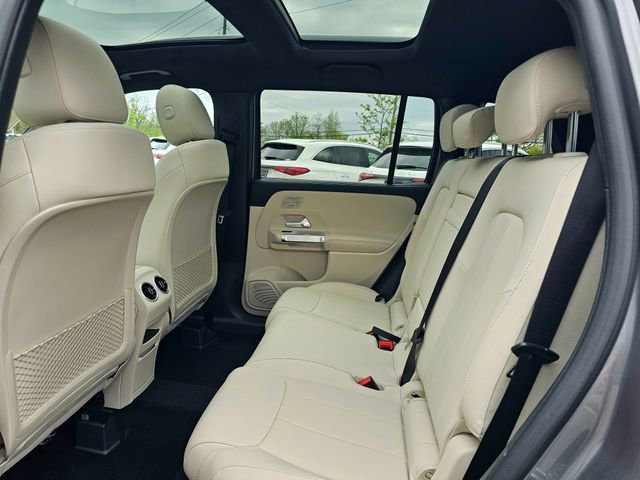 New 2026 Mercedes-Benz GLB 250 4MATIC image 21