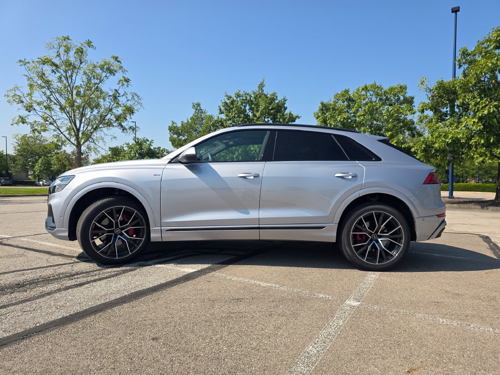 Used 2021 Audi Q8 Premium Plus AWD/4WD image 13