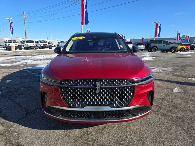 Used 2024 Lincoln Nautilus Reserve image 9