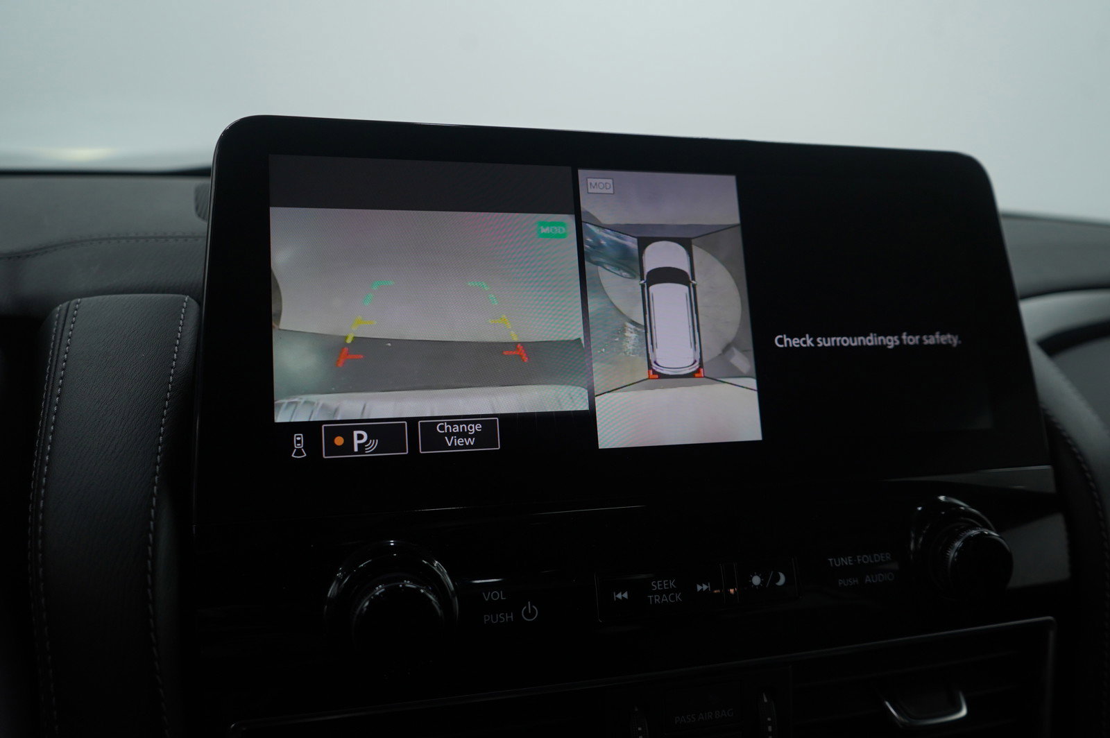 Used 2024 INFINITI QX80 Premium Select image 24