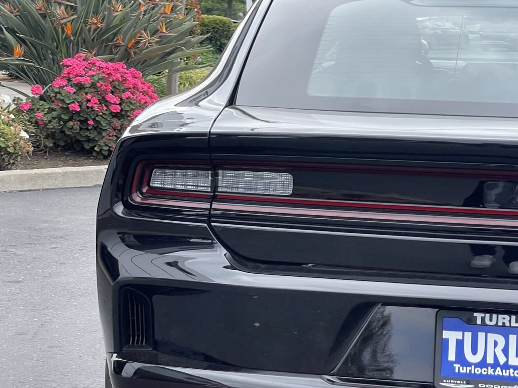 New 2026 Dodge Charger R/T w/ Blacktop Package AWD/4WD image 10