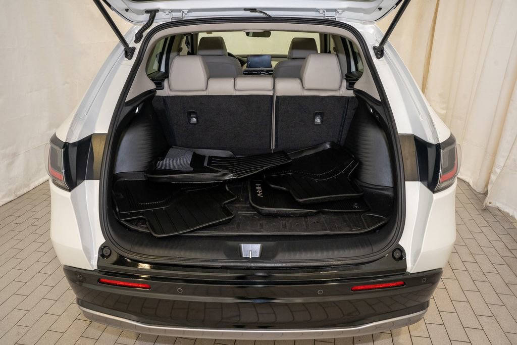 Used 2023 Honda HR-V EX-L image 5