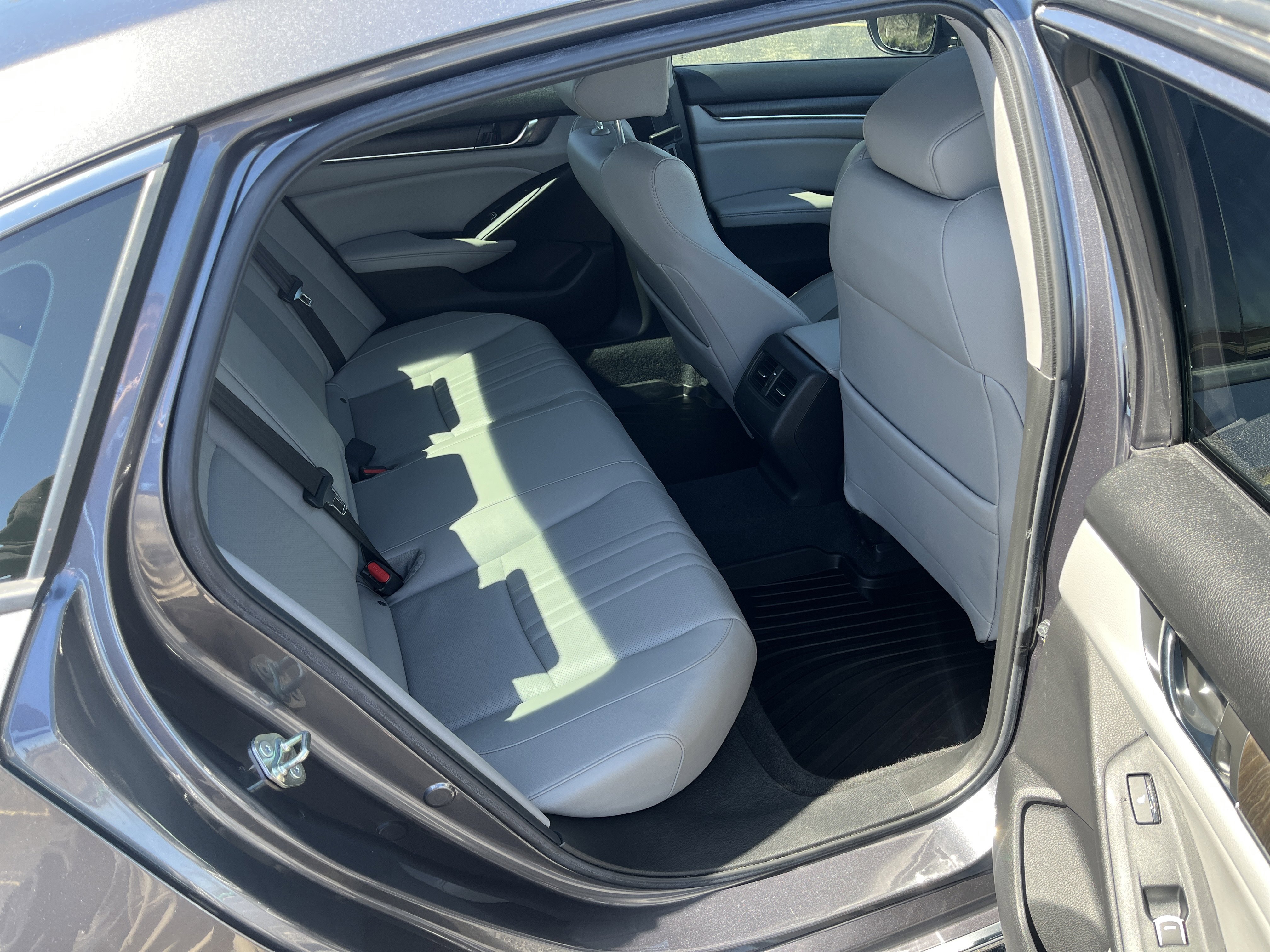 Used 2020 Honda Accord Touring image 15