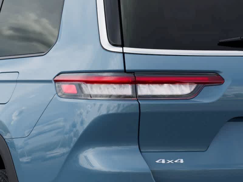 New 2026 Jeep Grand Cherokee L Limited AWD/4WD image 9