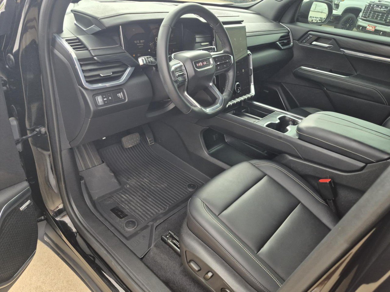 Certified 2024 GMC Acadia Elevation w/ Luxury Package FWD image 12