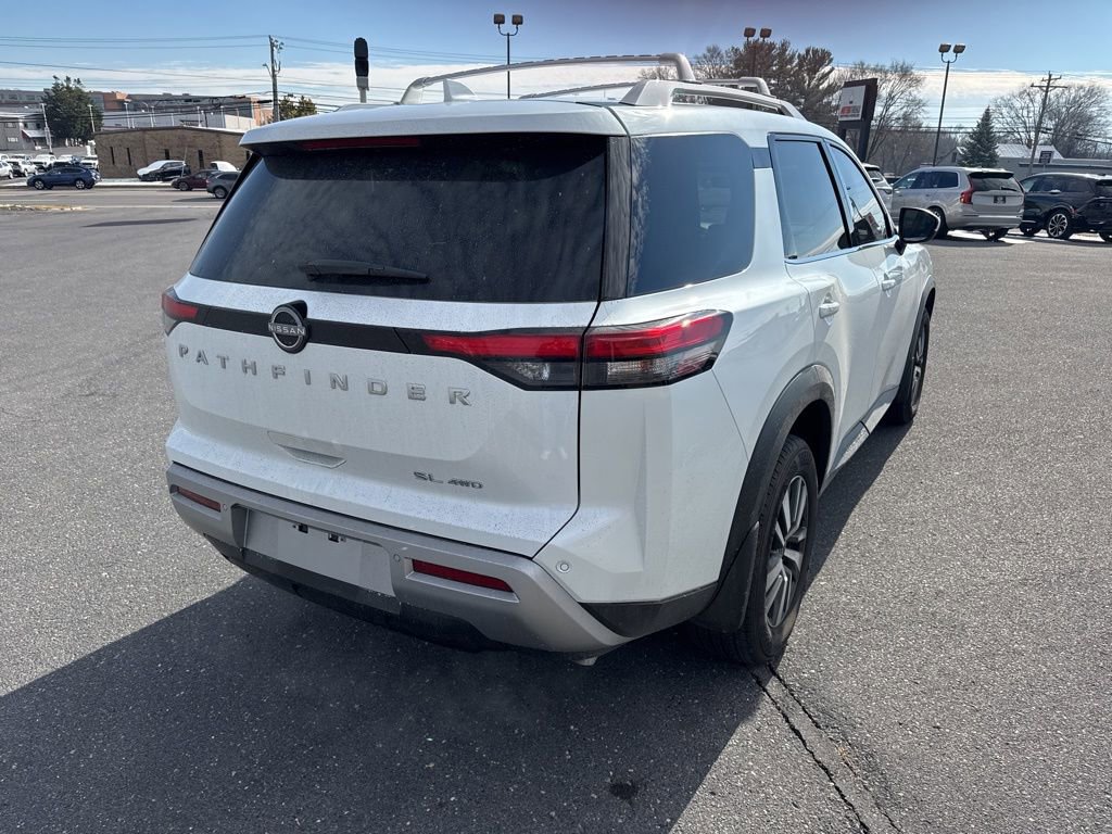 Used 2025 Nissan Pathfinder SL w/ Cargo Package image 5