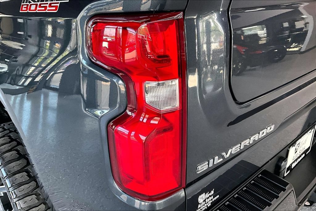 Used 2022 Chevrolet Silverado 1500 Custom Trail Boss w/ Safety Confidence Package AWD/4WD image 22