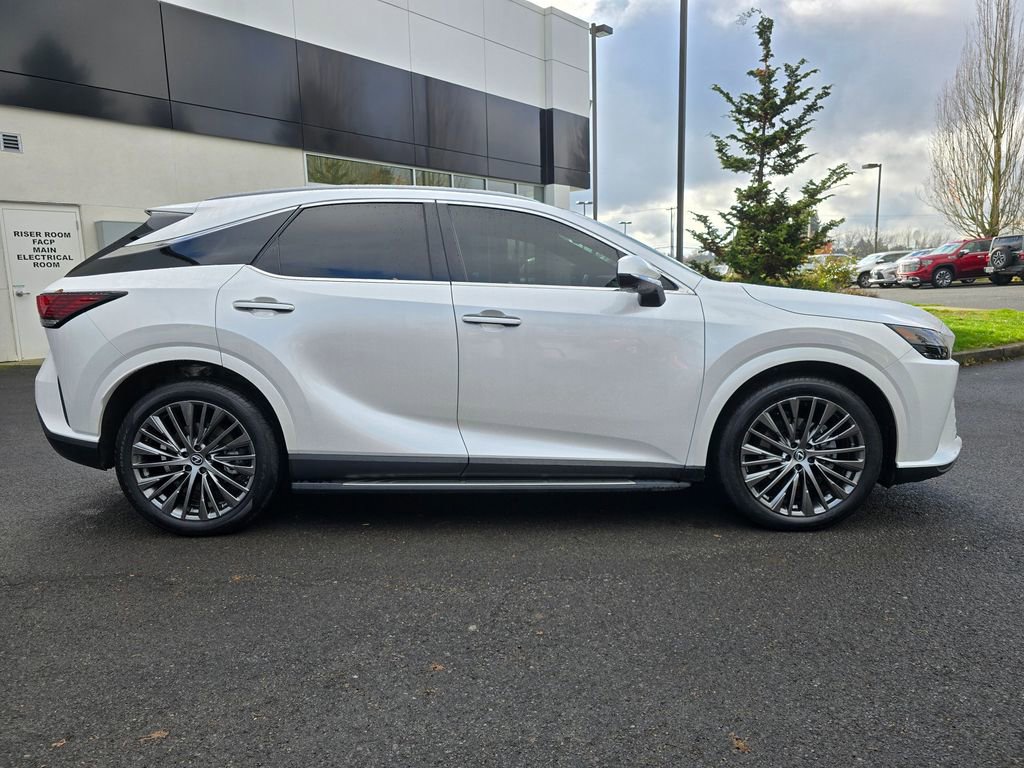Used 2024 Lexus RX 350 image 2