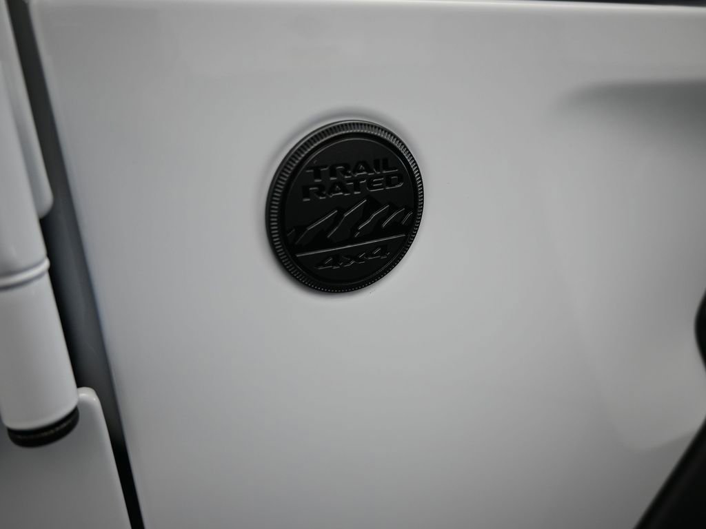 Used 2025 Jeep Gladiator Sport image 41