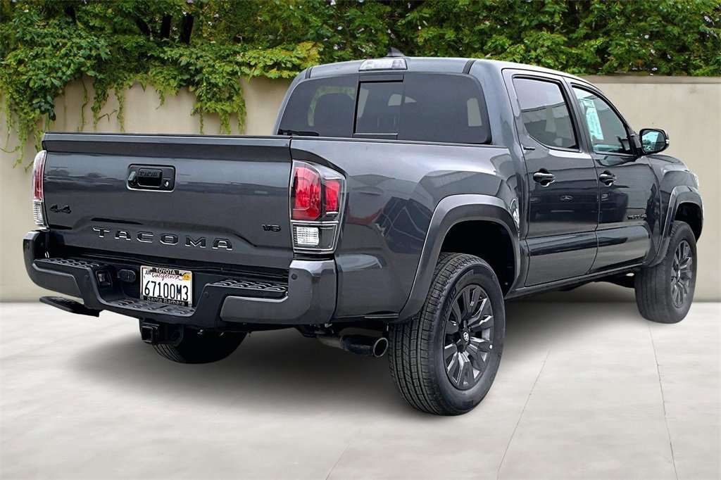 Used 2022 Toyota Tacoma Limited image 5