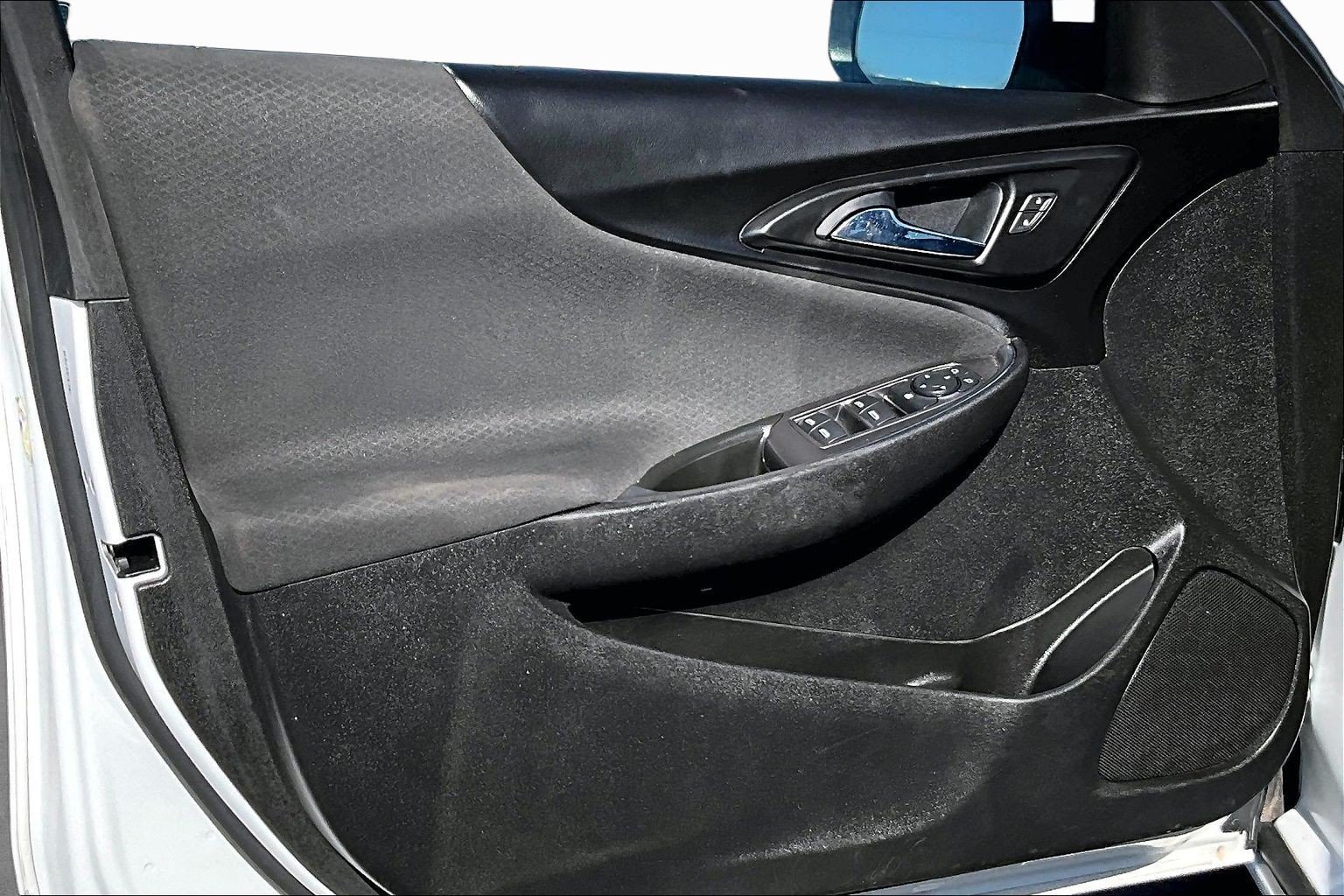 Used 2018 Chevrolet Malibu LT FWD image 17