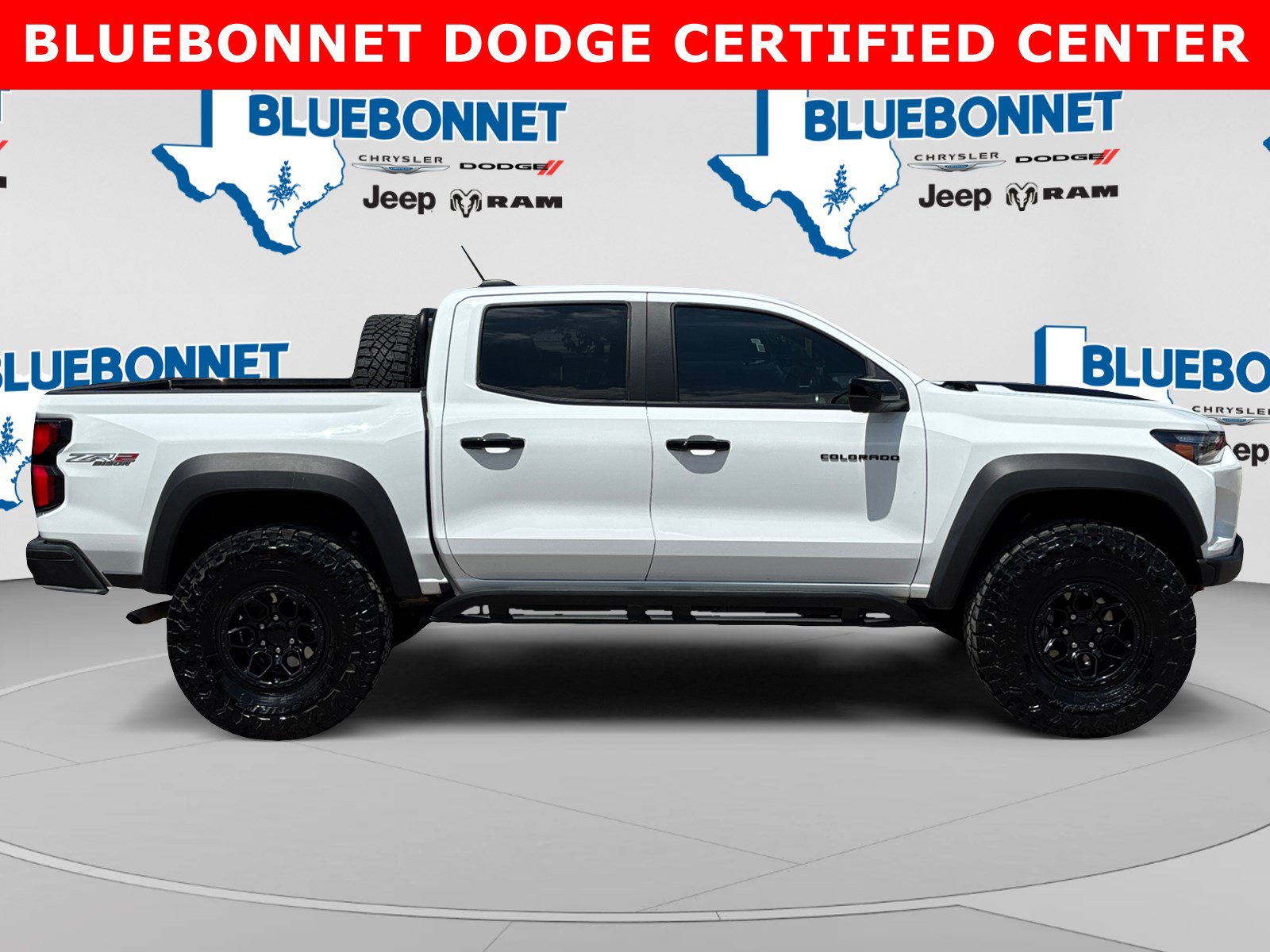 Used 2025 Chevrolet Colorado ZR2 w/ ZR2 Bison Edition AWD/4WD image 4