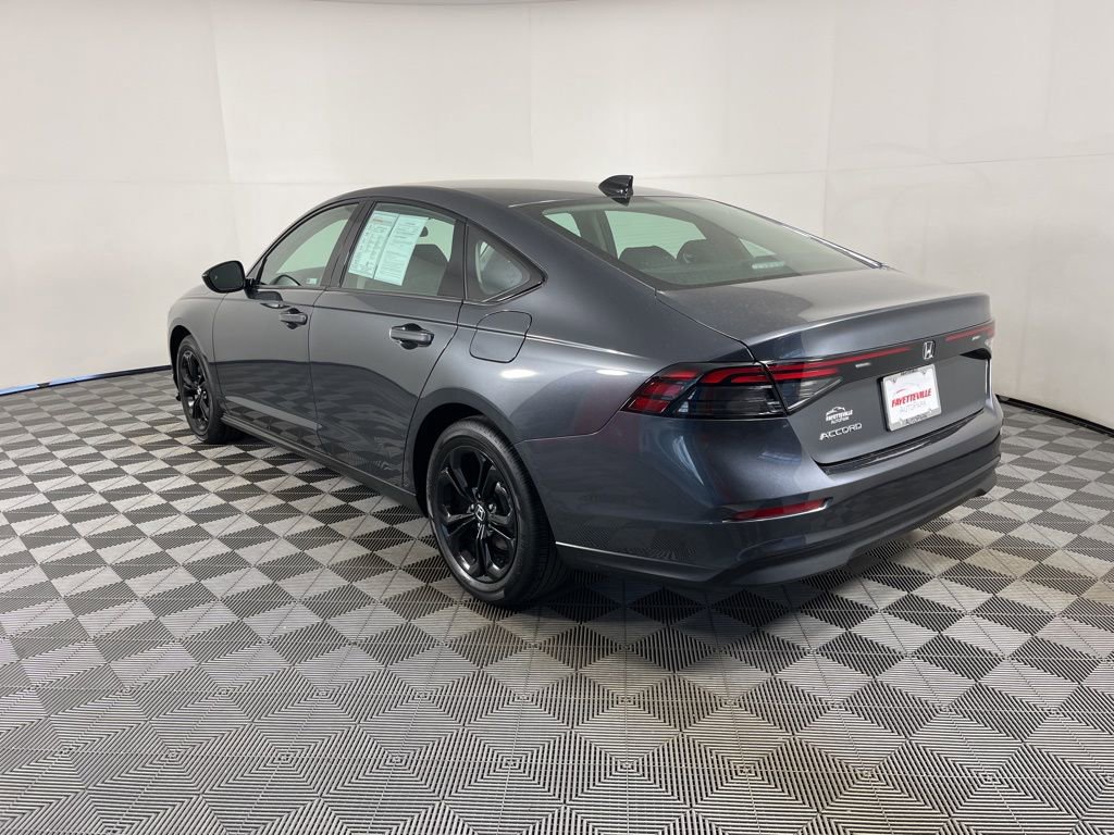Used 2025 Honda Accord SE image 3