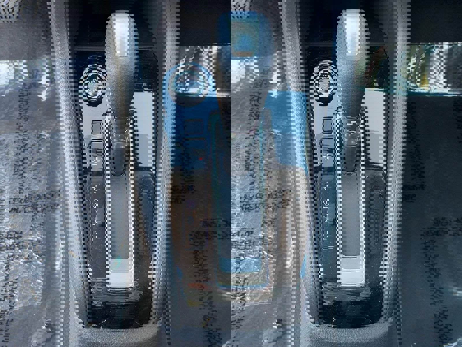 New 2025 Nissan Versa SR w/ Trunk Package image 27