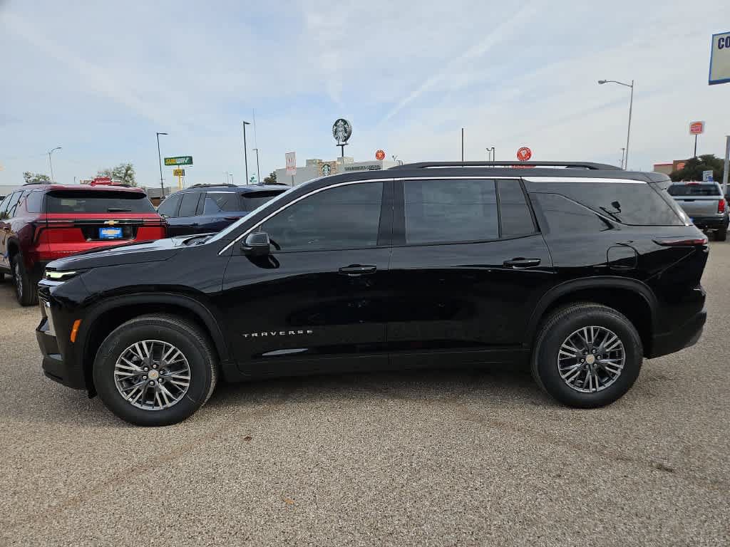 Used 2026 Chevrolet Traverse LT w/ Driver Confidence Package FWD image 5