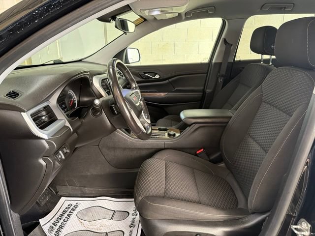Used 2019 GMC Acadia SLE w/ LPO, Black Accent Package FWD image 12