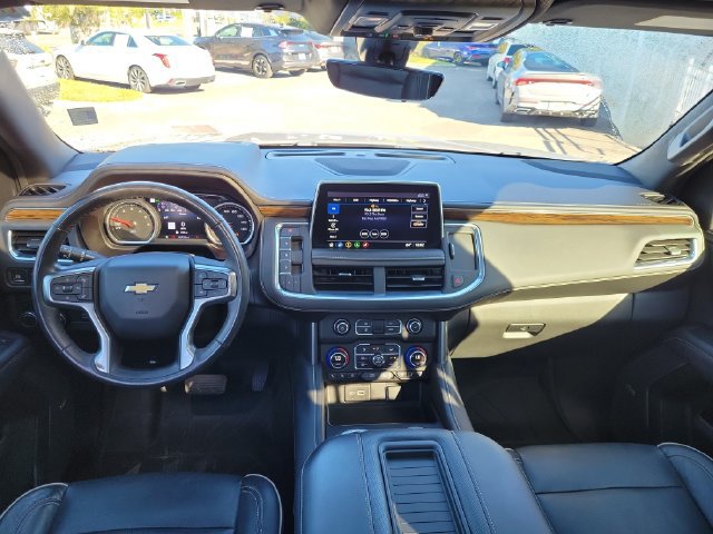 Used 2021 Chevrolet Tahoe Premier w/ Premium Package RWD image 13