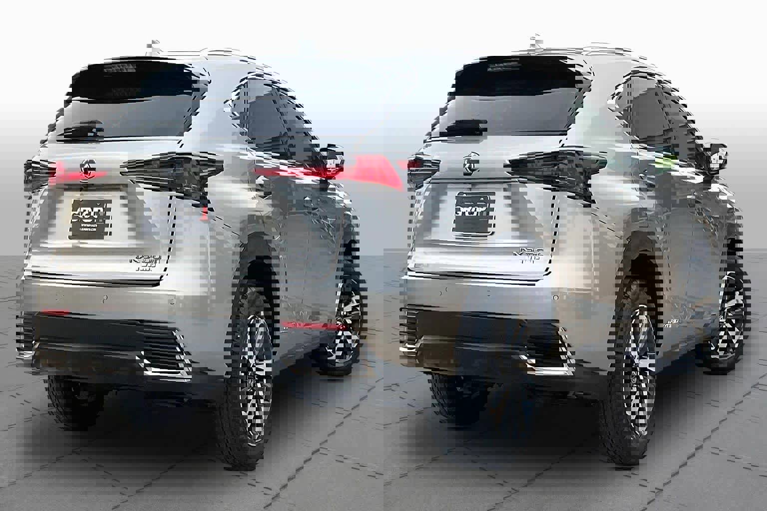 Used 2018 Lexus NX 300h AWD w/ Premium Package image 13