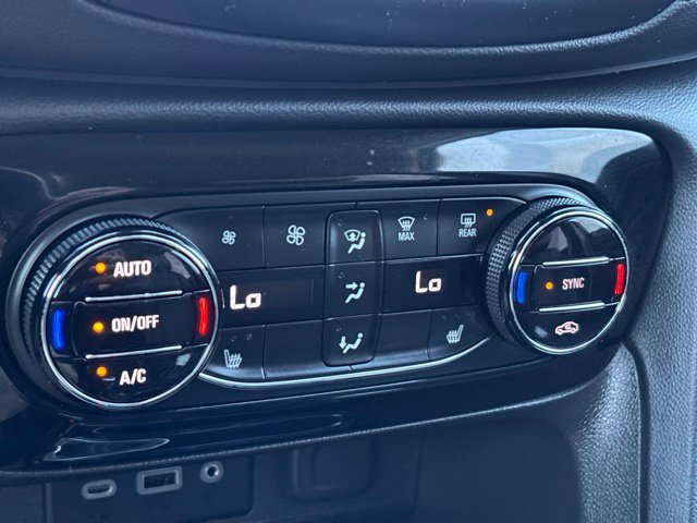 Used 2023 Buick Encore GX Select w/ Sport Touring Package FWD image 16
