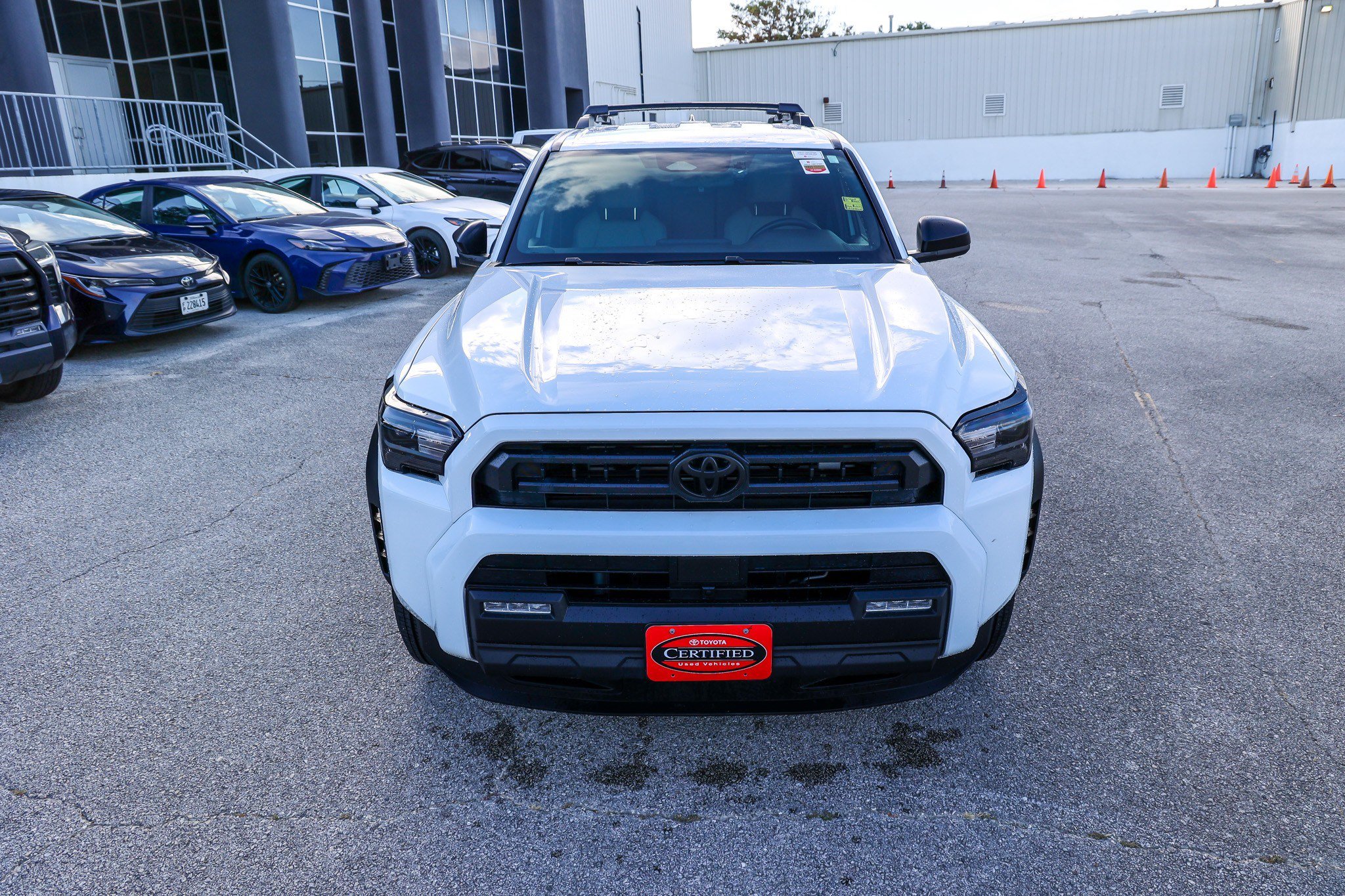 Certified 2025 Toyota 4Runner SR5 AWD/4WD image 4