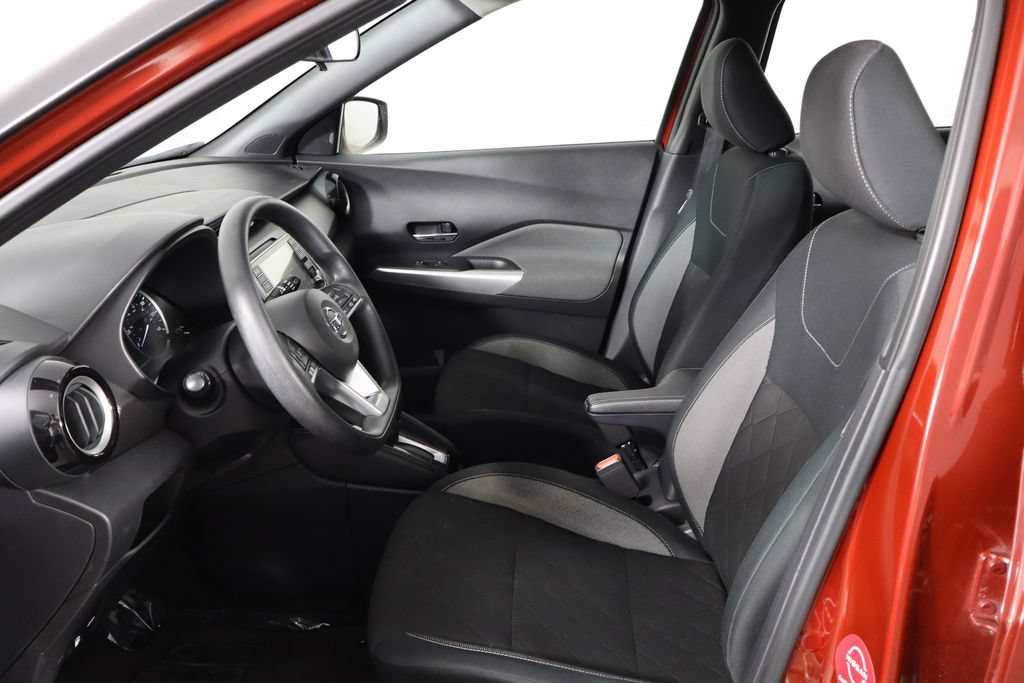 Used 2020 Nissan Kicks SV FWD image 14