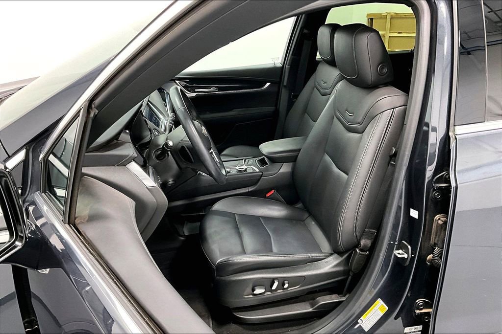 Used 2023 Cadillac XT5 Premium Luxury w/ Technology Package image 33