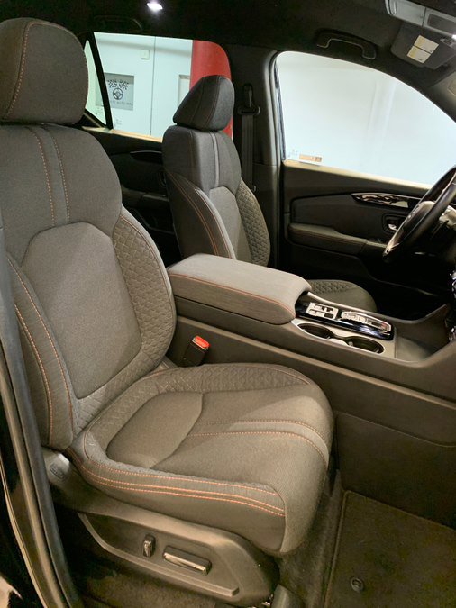 Used 2025 Honda Pilot Sport image 54