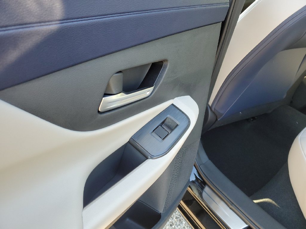 New 2026 Nissan Sentra SL w/ Floor Mat Package FWD image 10