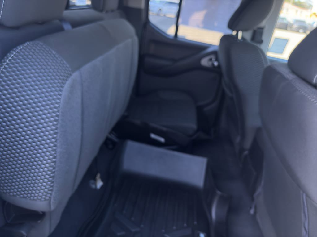Used 2018 Nissan Frontier PRO-4X AWD/4WD image 22