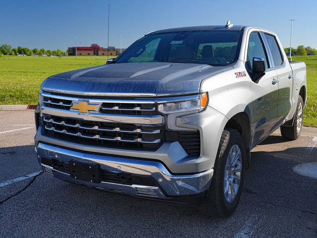 Used 2026 Chevrolet Silverado 1500 LTZ AWD/4WD image 1