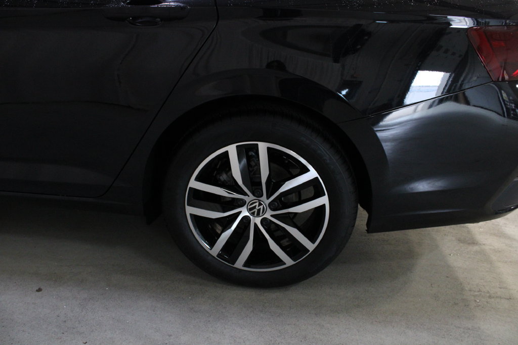 New 2027 Volkswagen Jetta SE FWD image 29