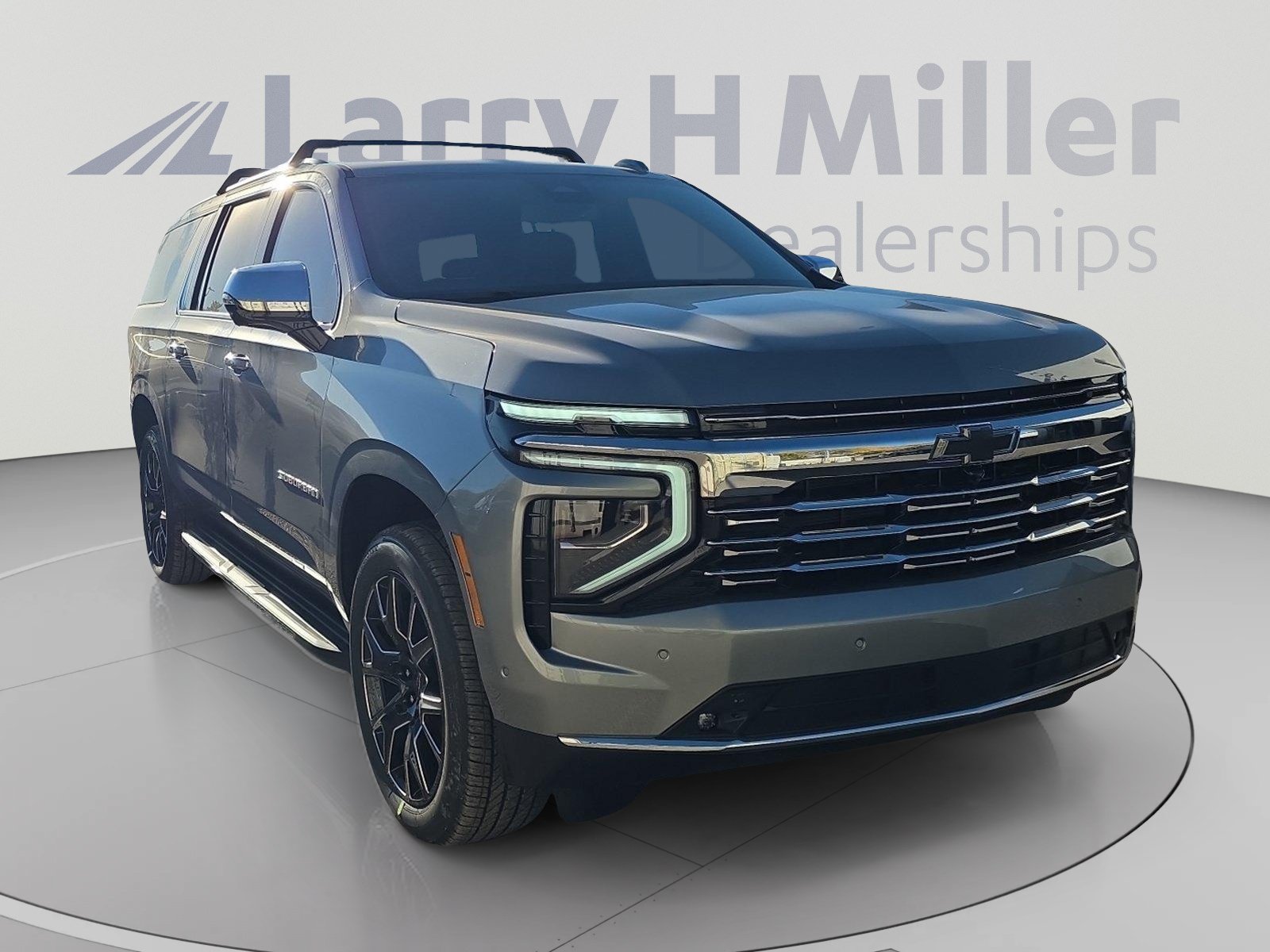 New 2026 Chevrolet Suburban Premier w/ Sun And Tow Package AWD/4WD image 7