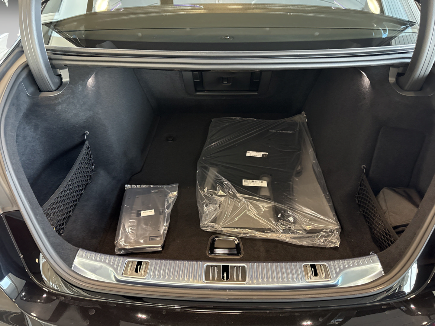 New 2027 Mercedes-Benz S 580 4MATIC Sedan image 13